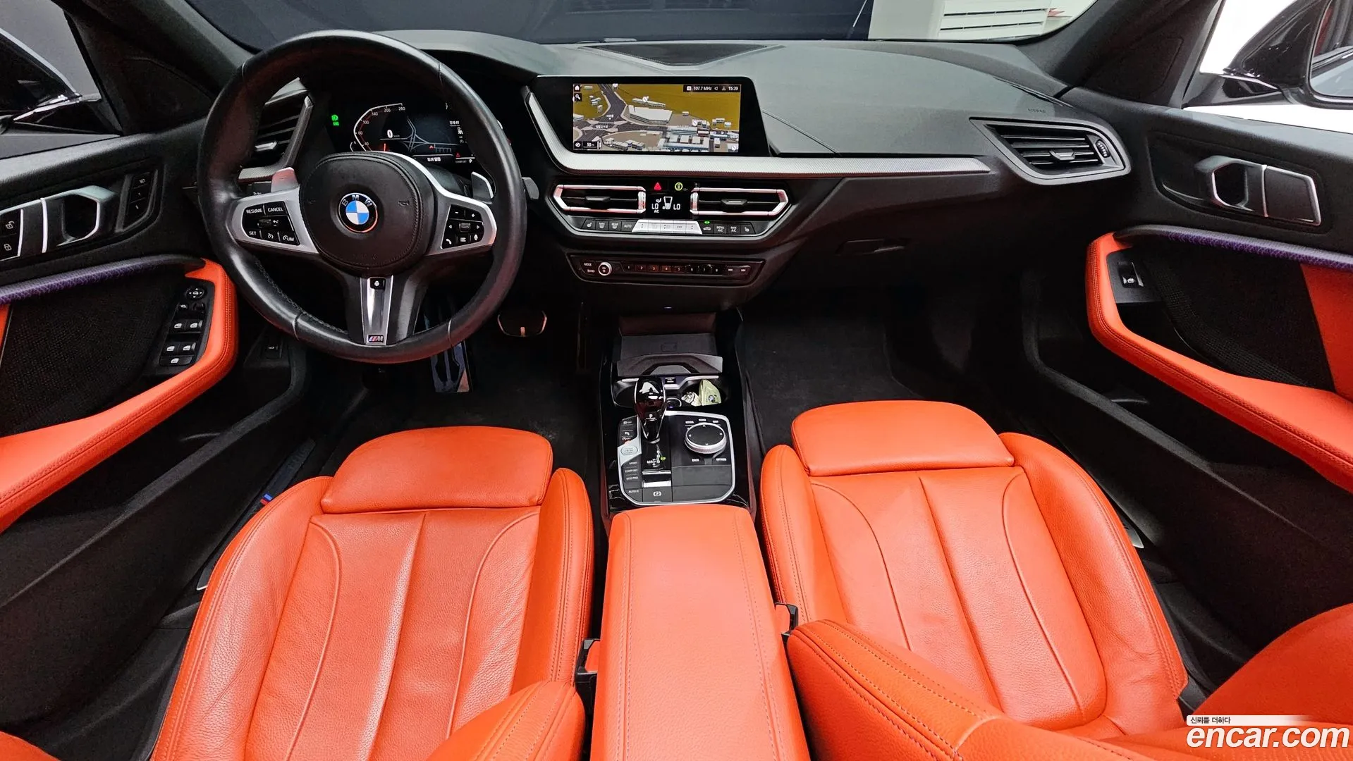 BMW 120i 2022 — фото 5