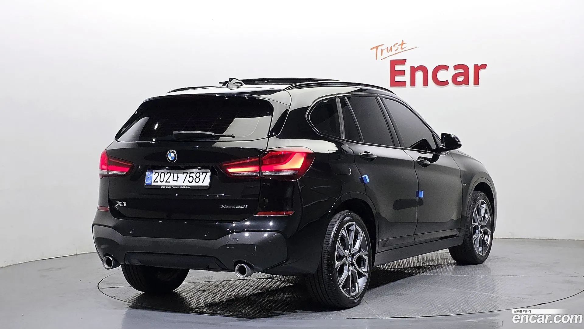 BMW X1 2022 — фото 3