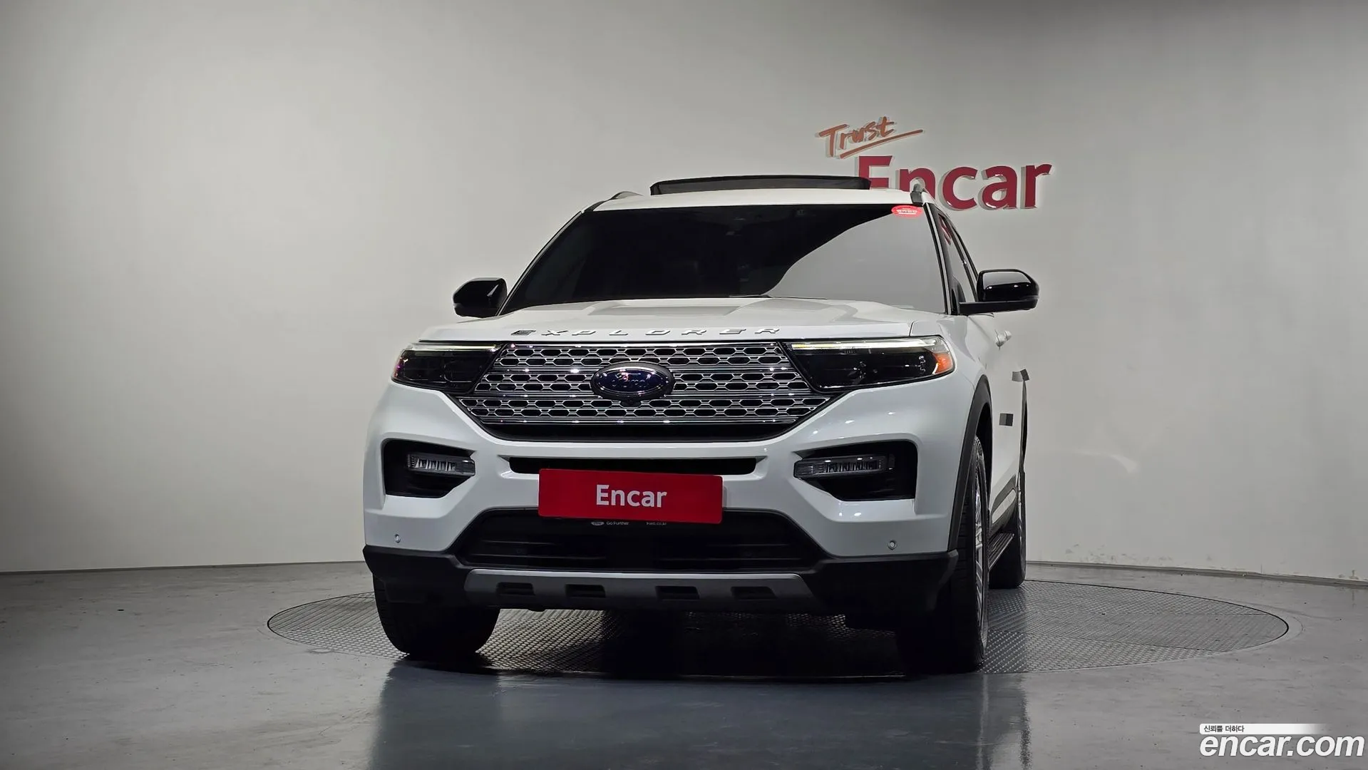 Ford Explorer 2020 — фото 3