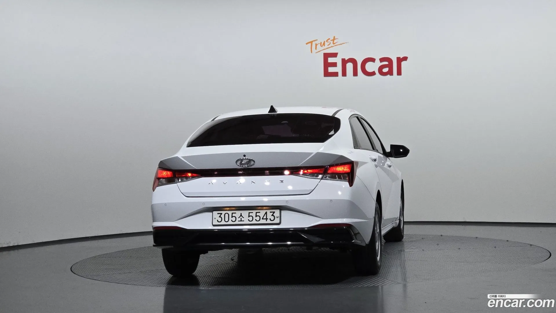 Hyundai Elantra 2021 — фото 3