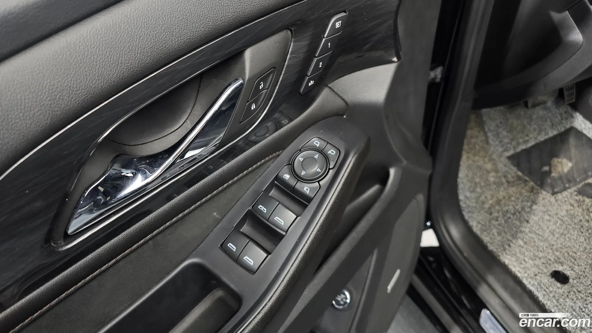 Chevrolet Traverse 2022 — фото 1