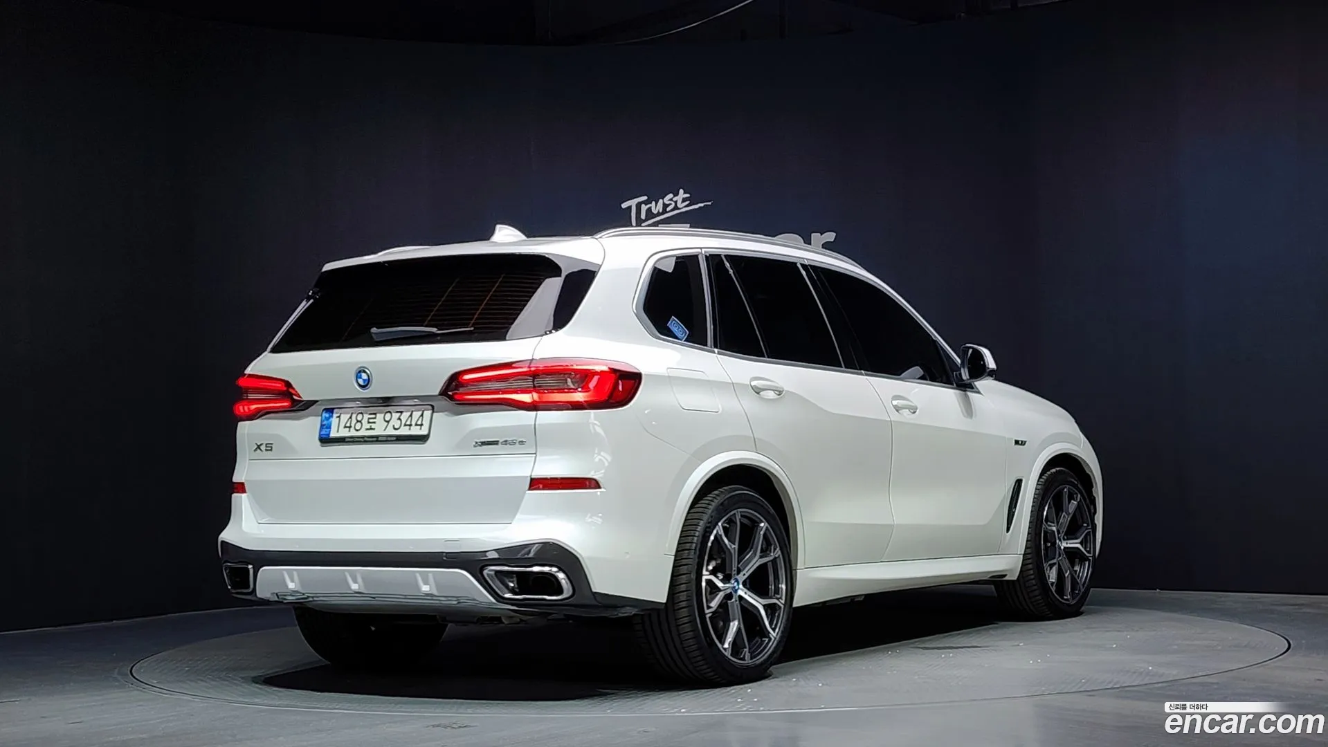 BMW X5 2022 — фото 1