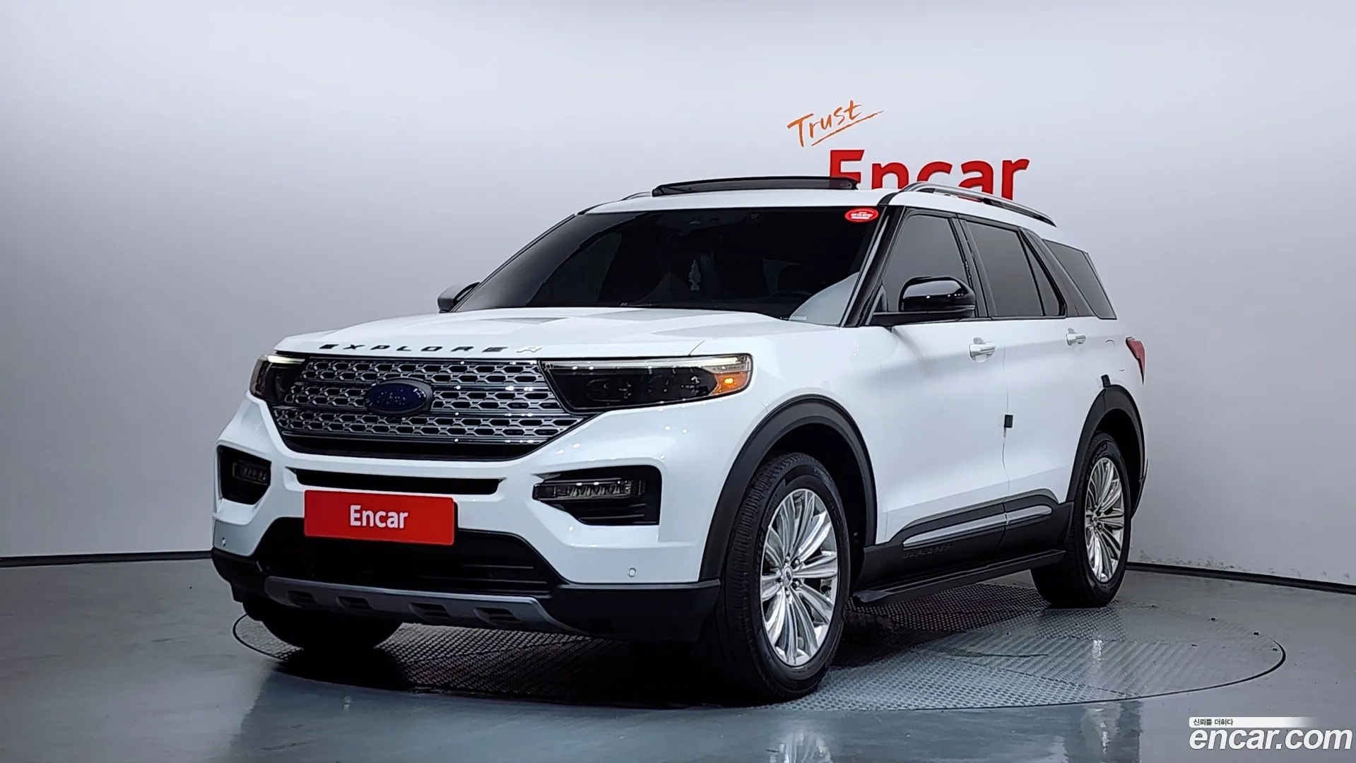 Ford Explorer 2020 — фото 2