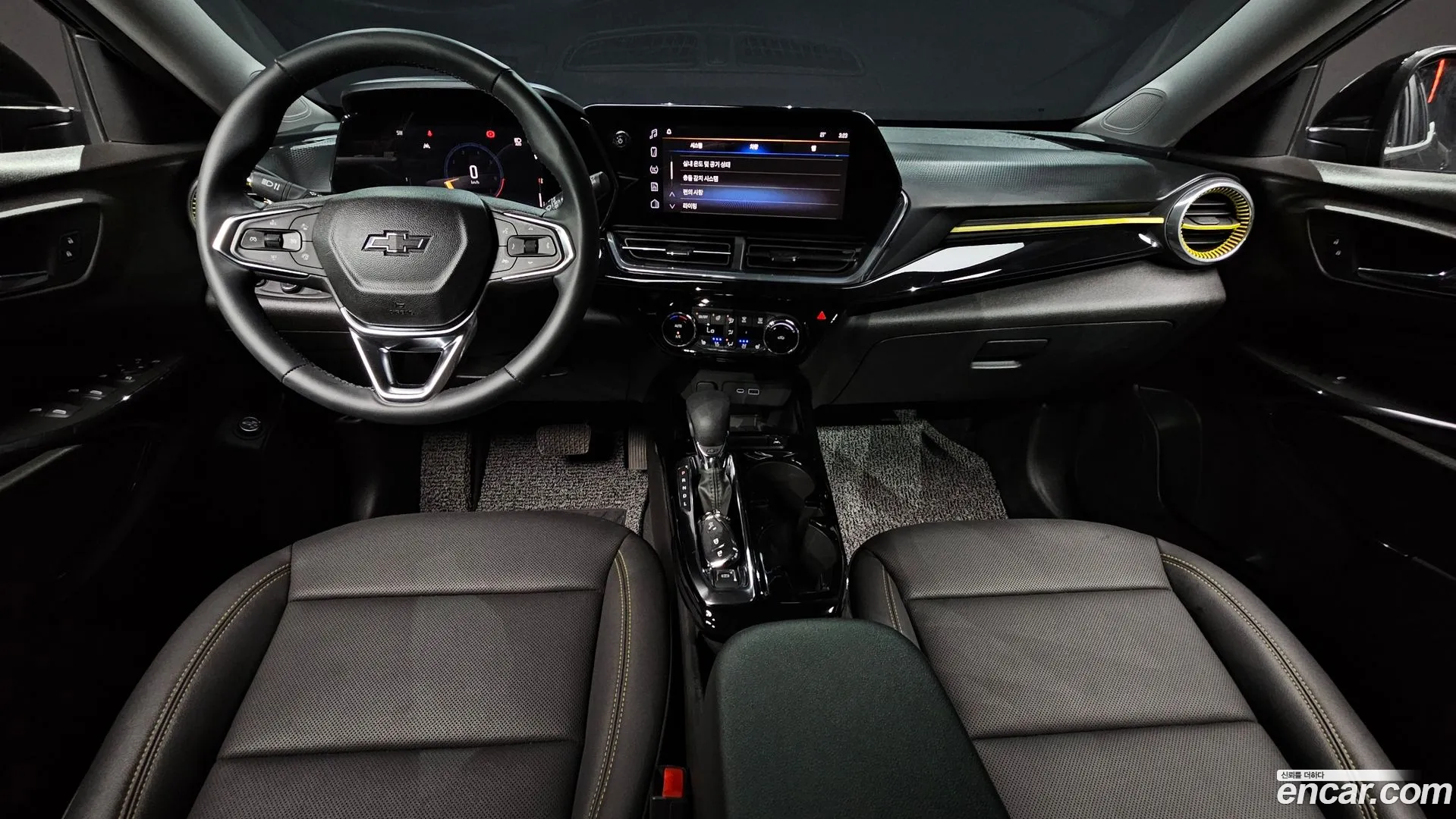 Chevrolet Trax 2023 — фото 1