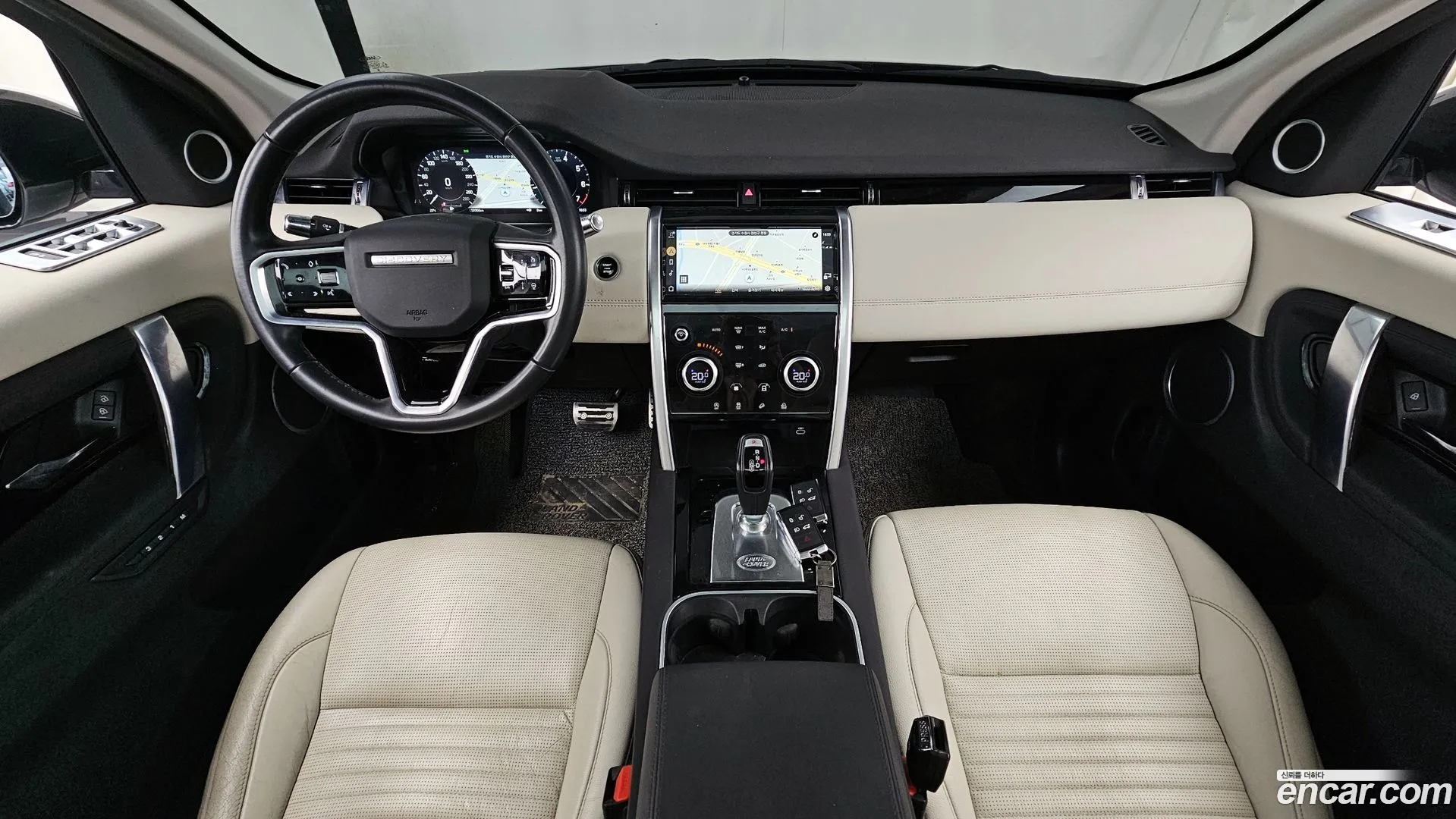 Land Rover Discovery Sport 2021 — фото 1