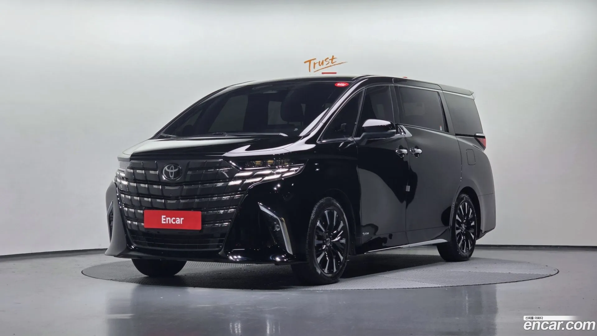 Toyota Alphard 2024 — фото 2