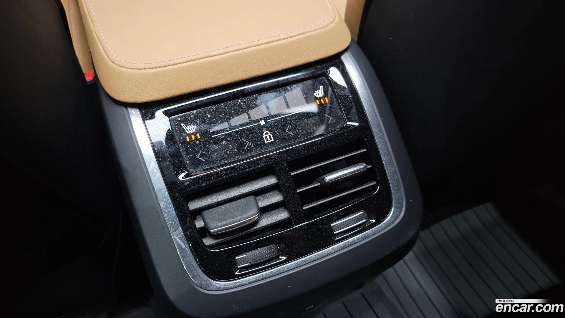 Volvo V90 Cross Country 2023 — фото 1