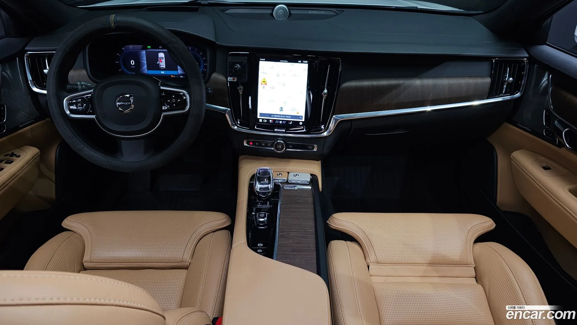Volvo V90 Cross Country 2023 — фото 2