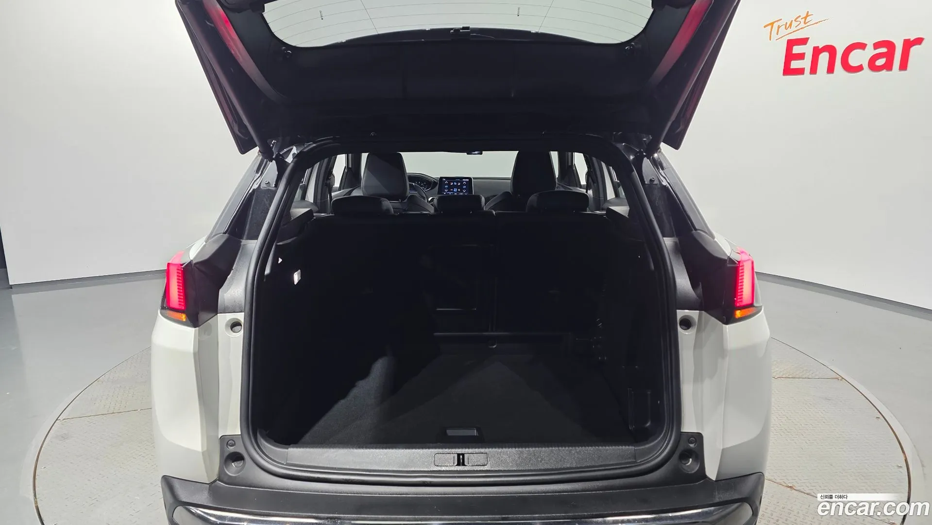 Peugeot 3008 2021 — фото 2