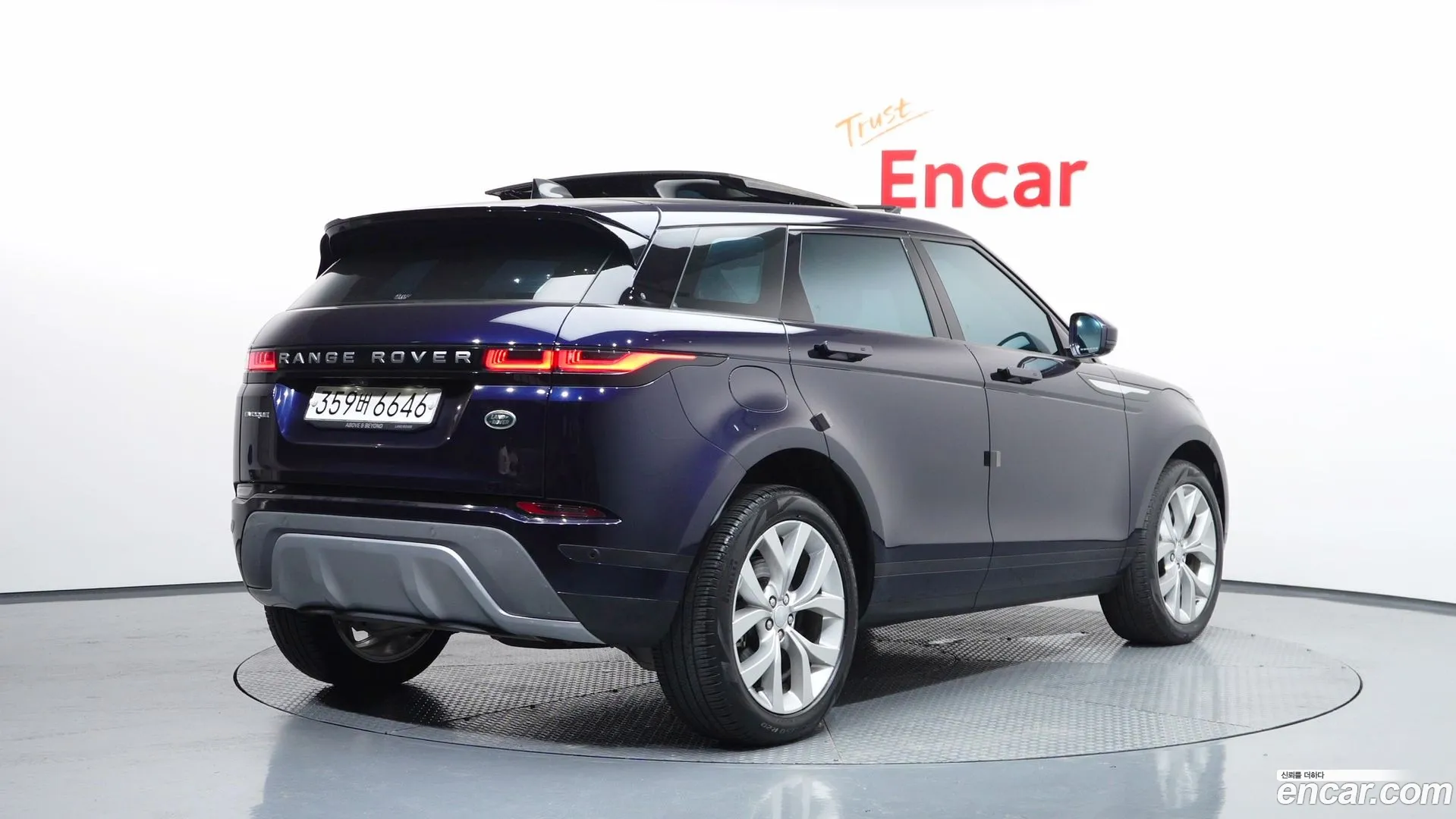 Land Rover Range Rover Evoque 2022 — фото 2