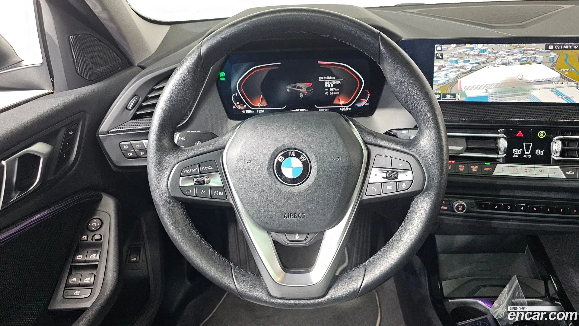 BMW 120i 2023 — фото 3
