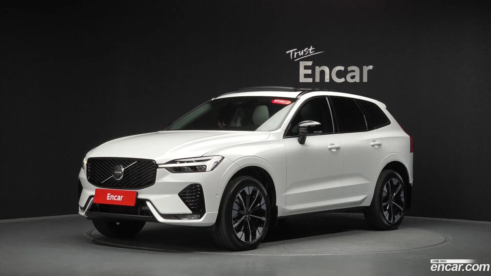 Volvo XC60 2025 — фото 5