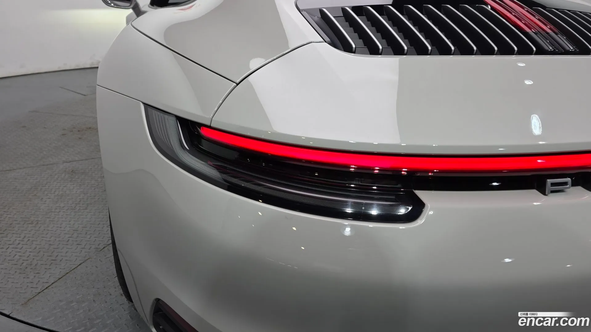 Porsche 911 2023 — фото 5