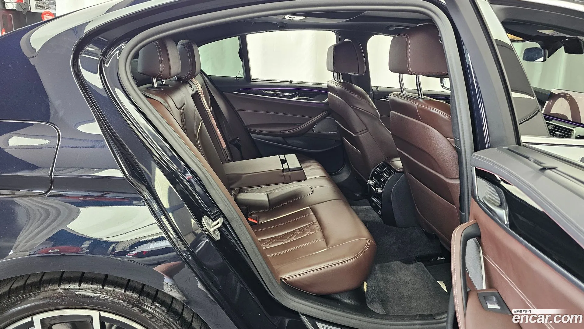 BMW 530i 2022 — фото 2