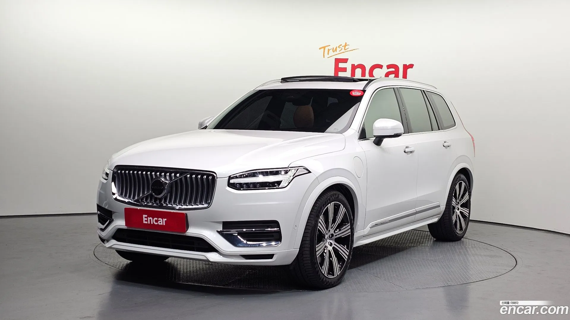 Volvo XC90 2023 — фото 3