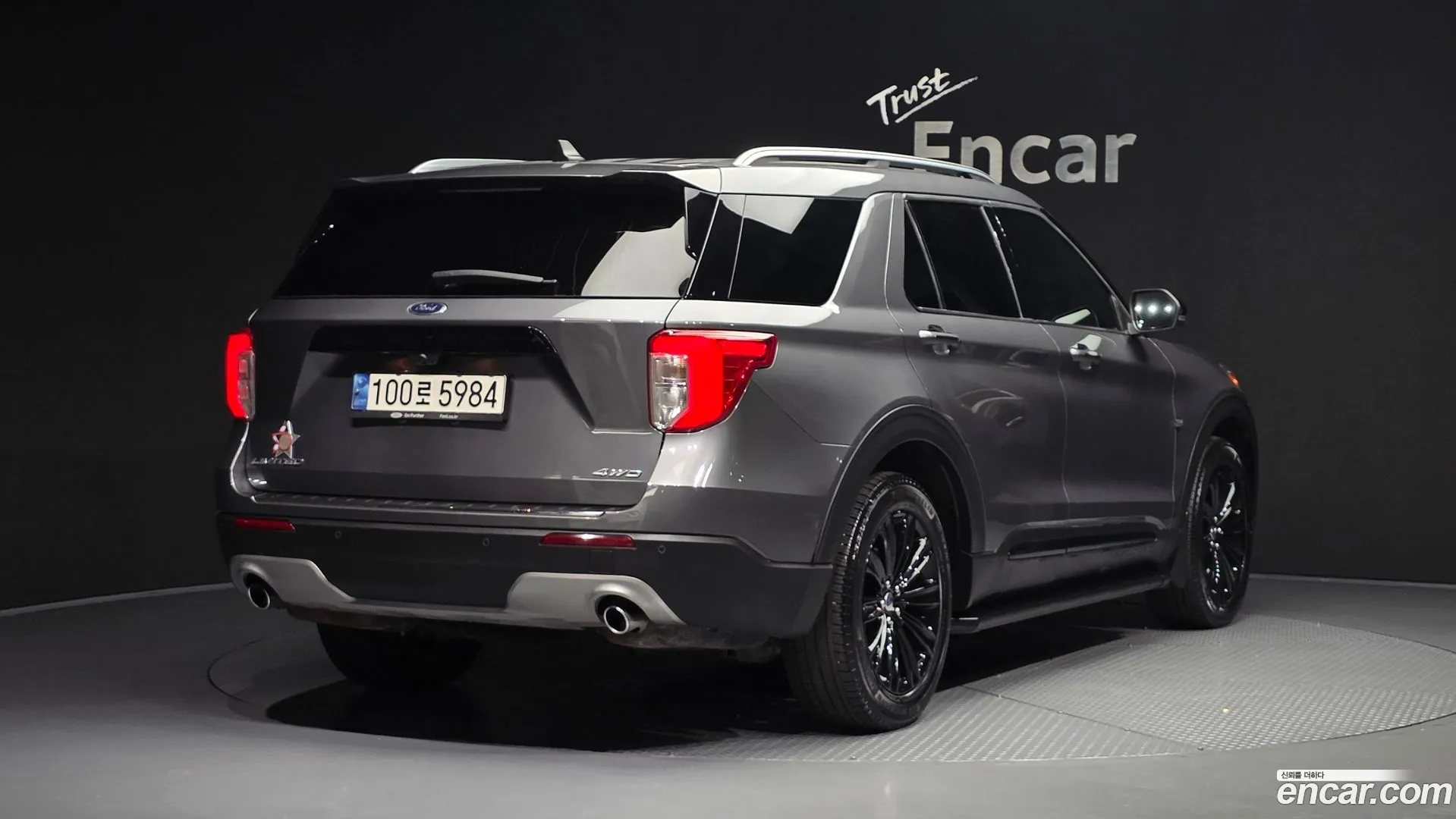 Ford Explorer 2021 — фото 4