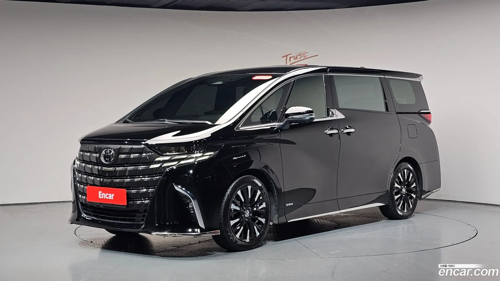 Toyota Alphard 2023 — фото 5