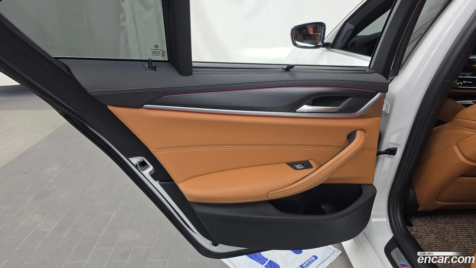 BMW 520i 2023 — фото 3