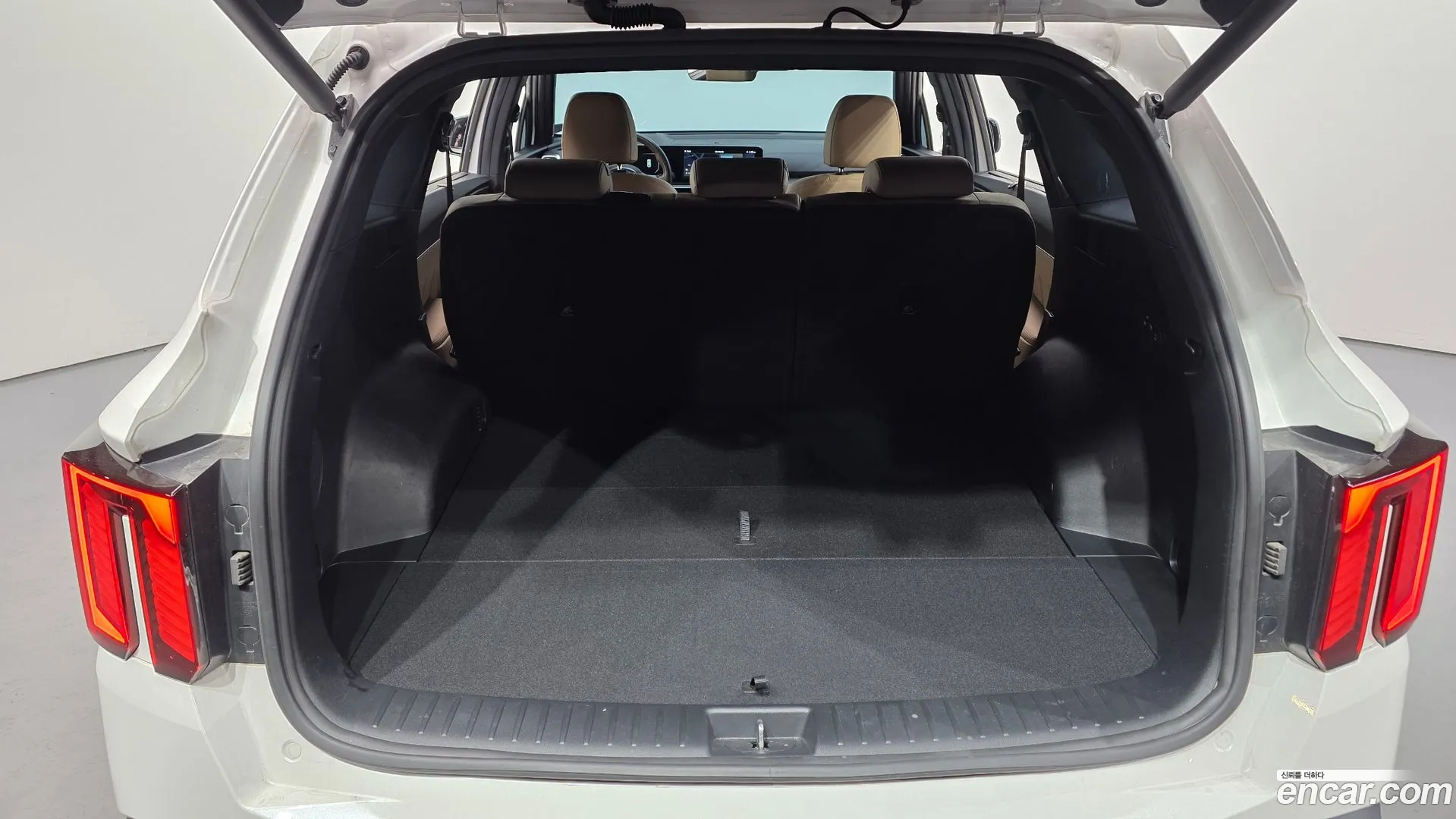 Kia Sorento 2023 — фото 1