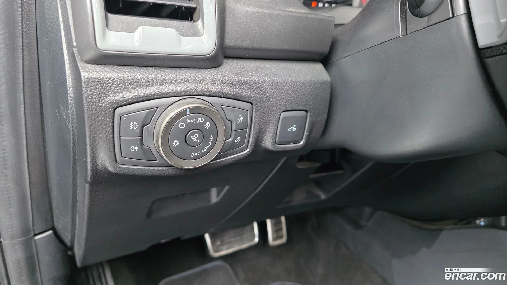 Ford Ranger 2022 — фото 1