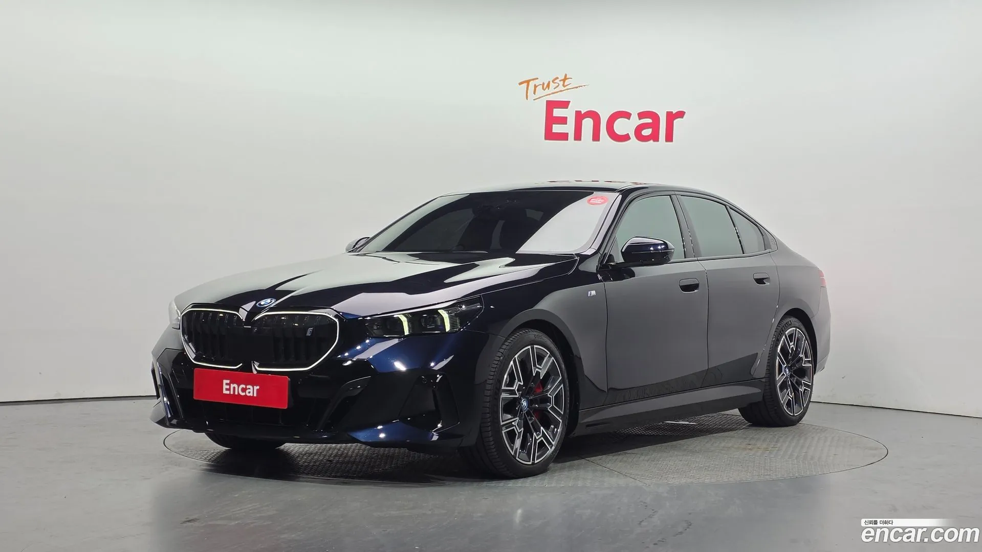 BMW i5 2023 — фото 1