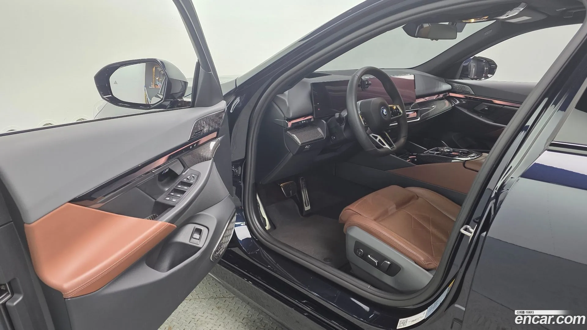 BMW i5 2023 — фото 3