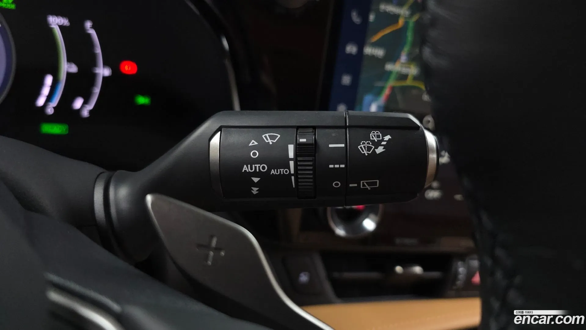 Lexus NX 450h+ 2025 — фото 2