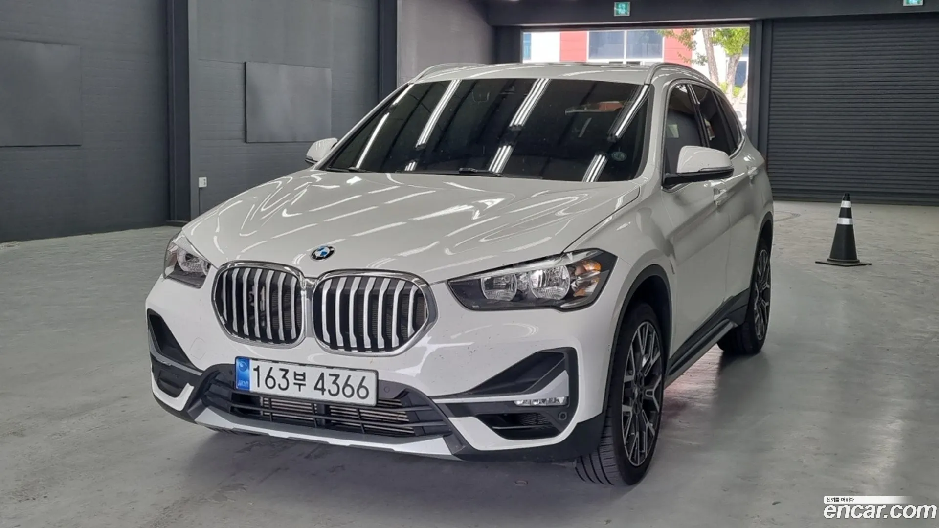 BMW X1 2022 — фото 4