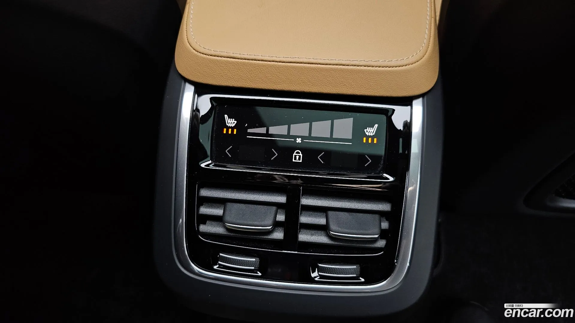 Volvo XC90 2024 — фото 2