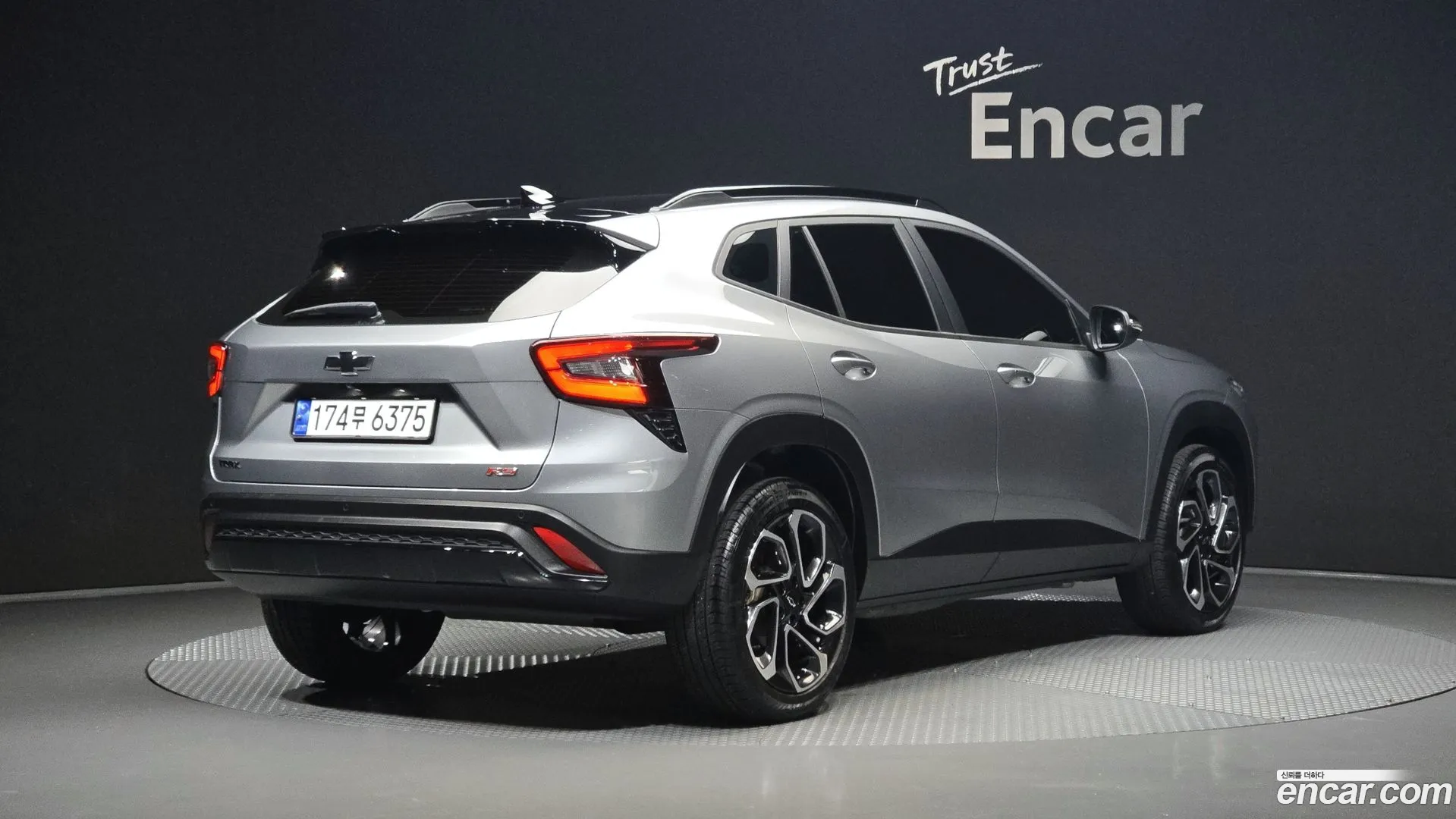 Chevrolet Trax 2023 — фото 1