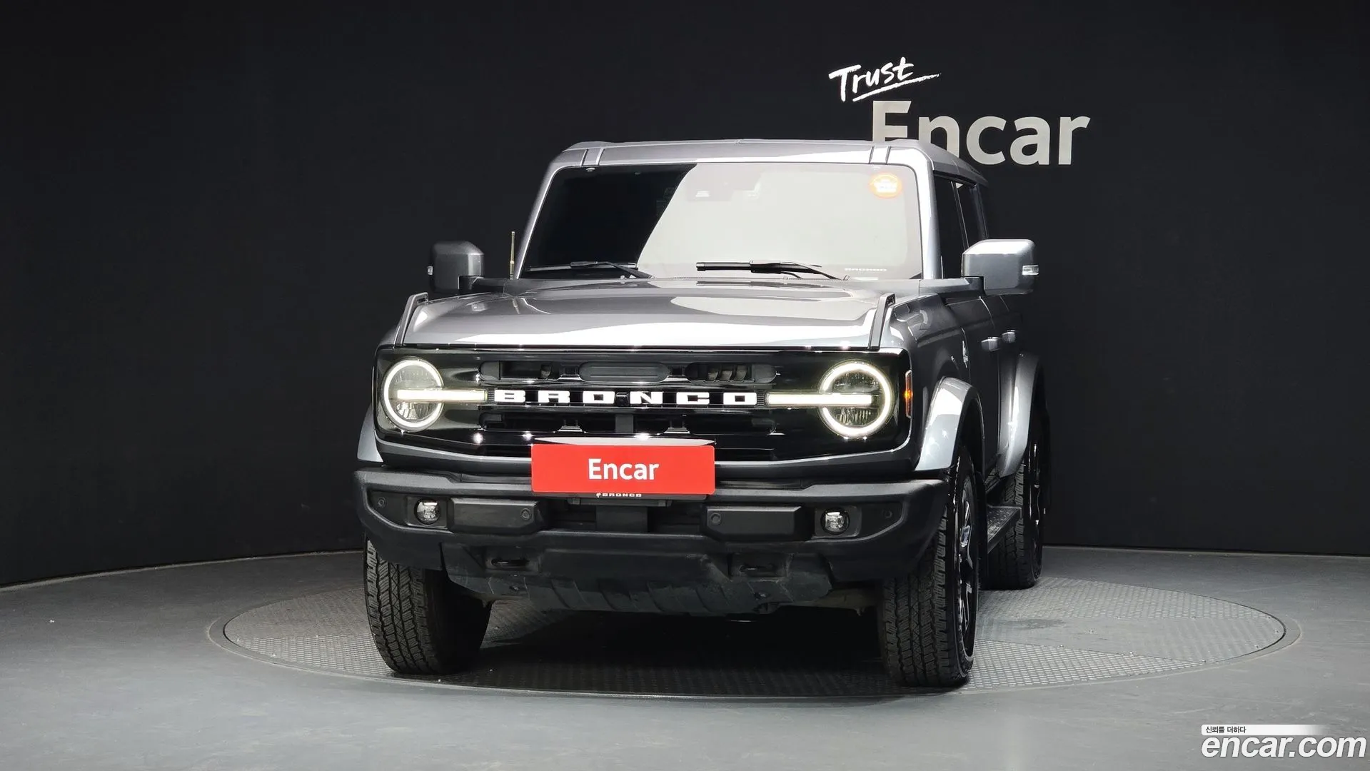Ford Bronco 2022 — фото 2