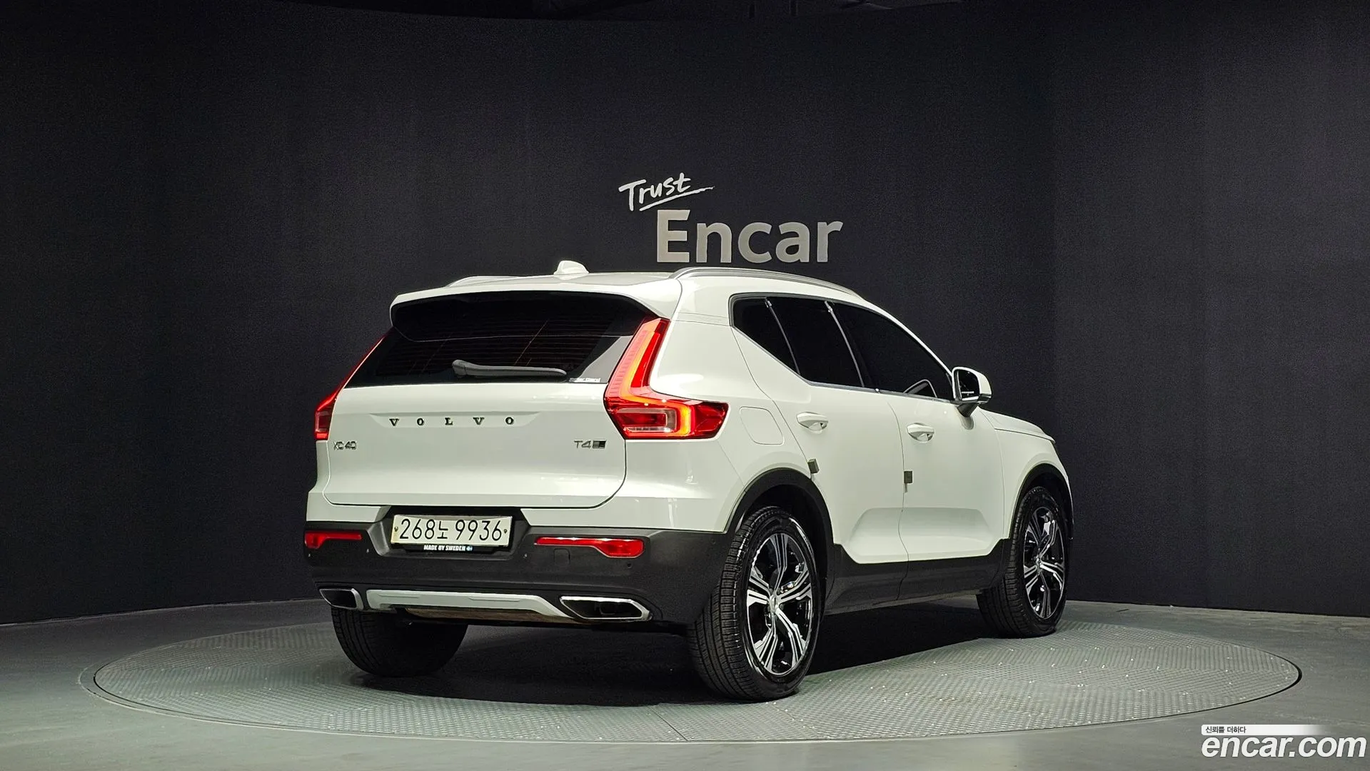 Volvo XC40 2020 — фото 2