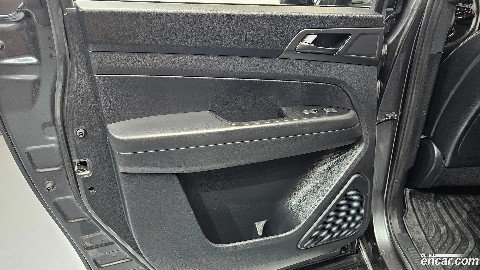 SsangYong Rexton Sports 2021 — 3