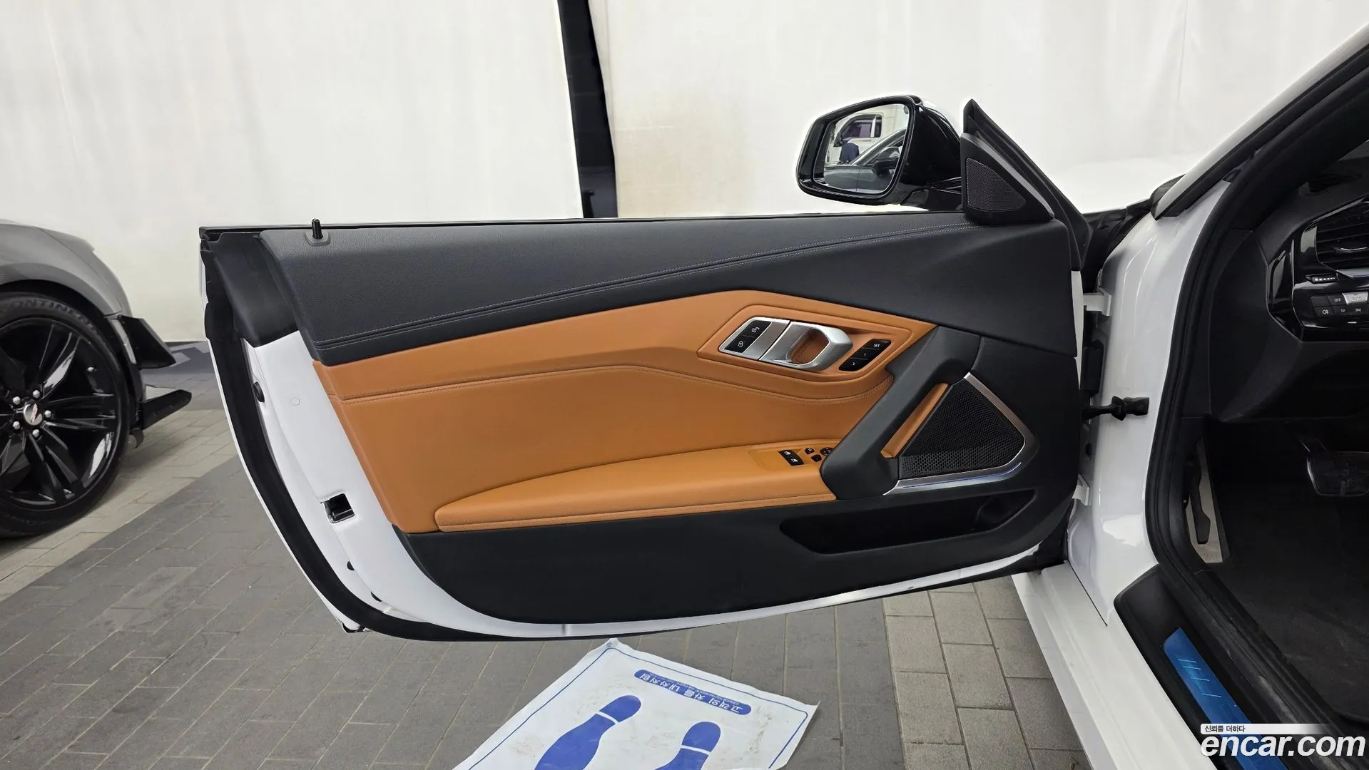 BMW Z4 2023 — фото 3