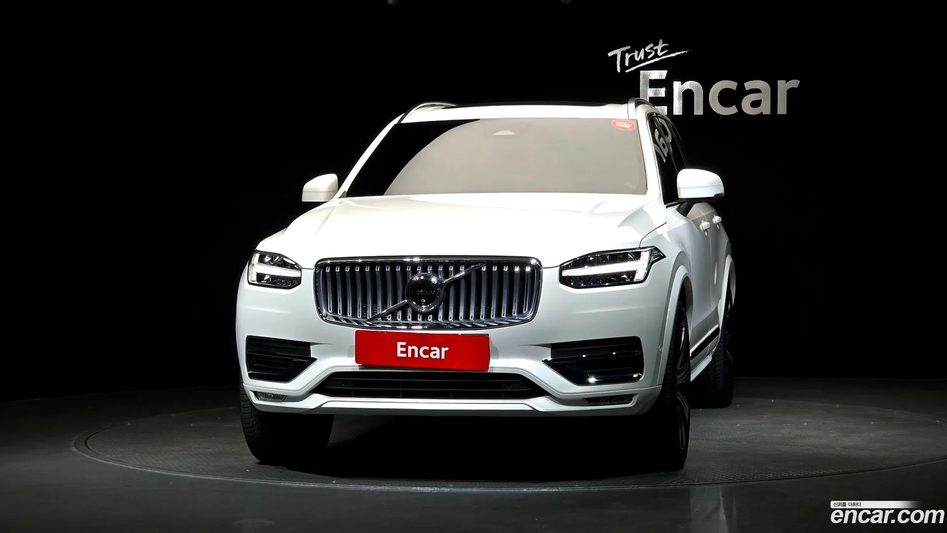Volvo XC90 2025 — фото 1