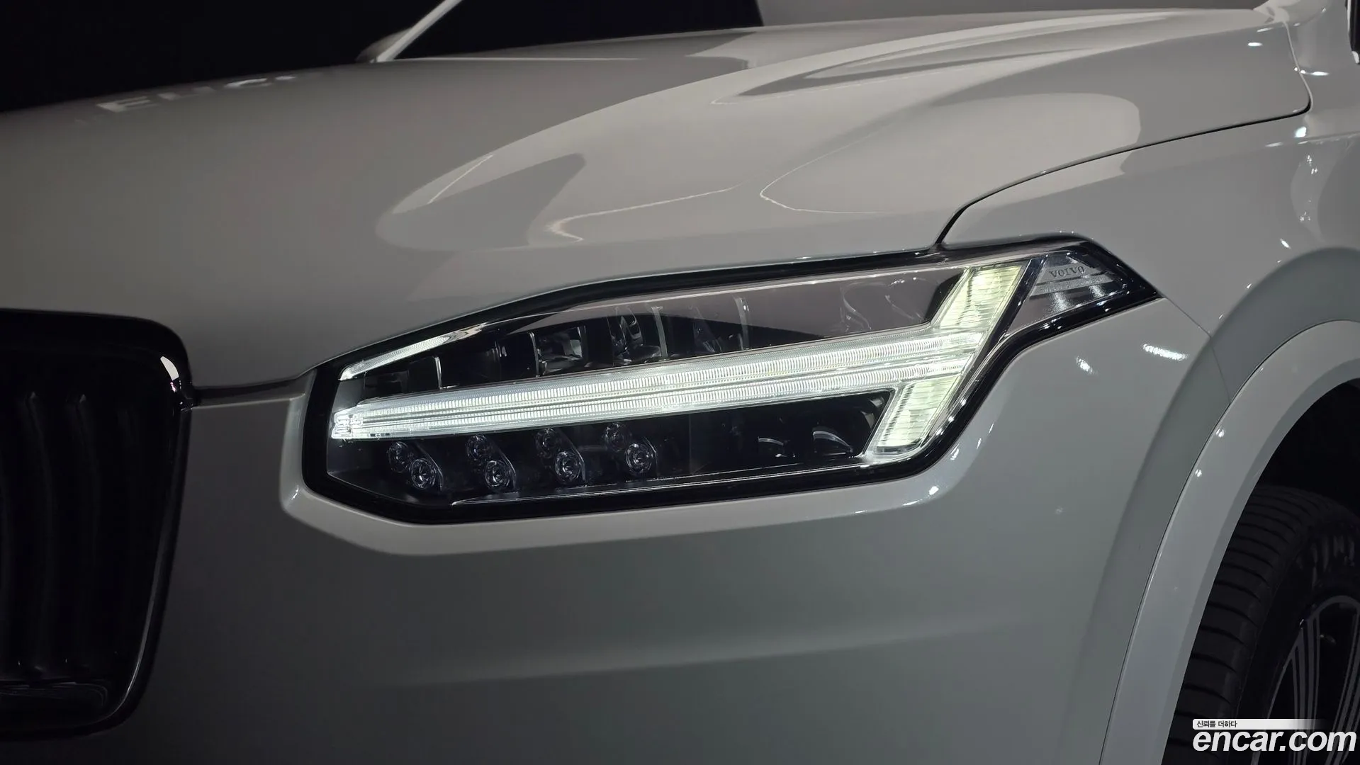 Volvo XC90 2025 — фото 3