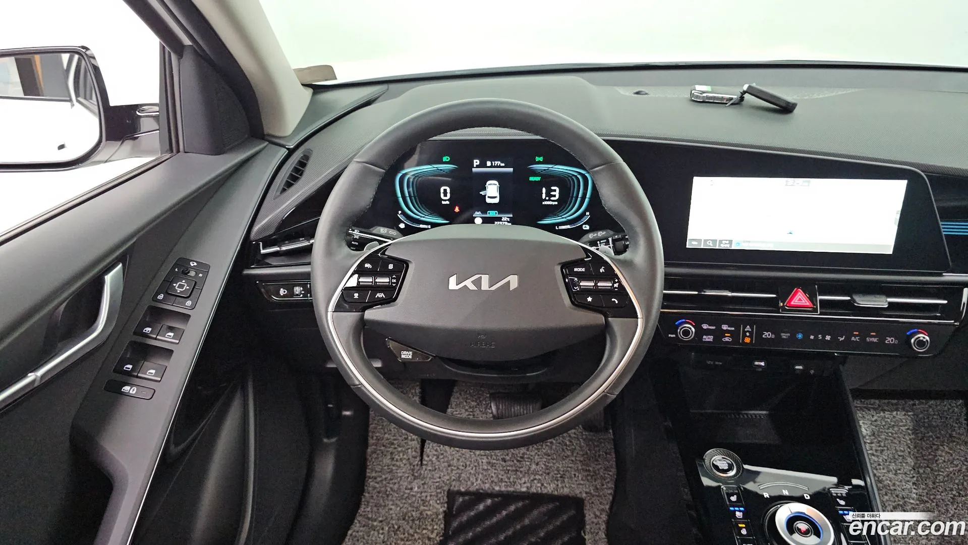 Kia Niro 2023 — фото 5