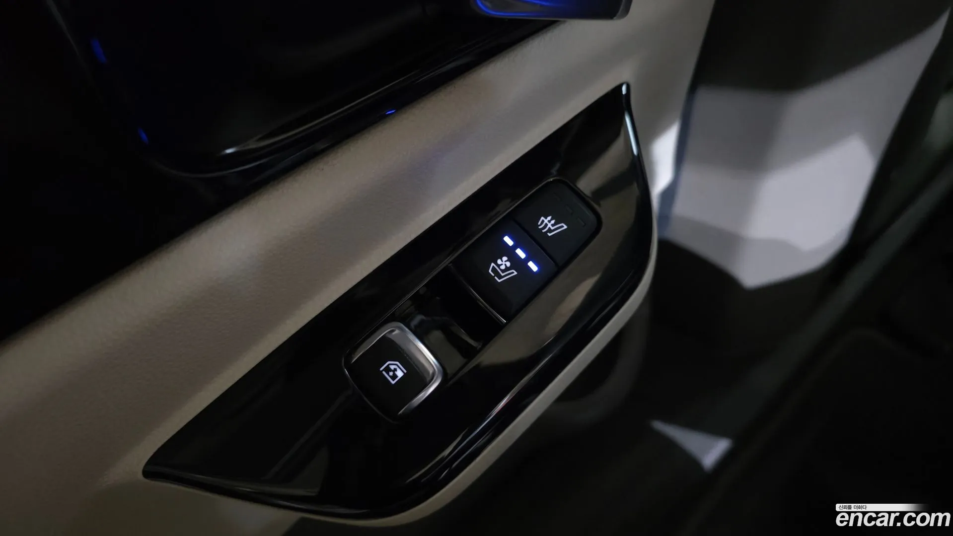 Kia Carnival 2021 — фото 1