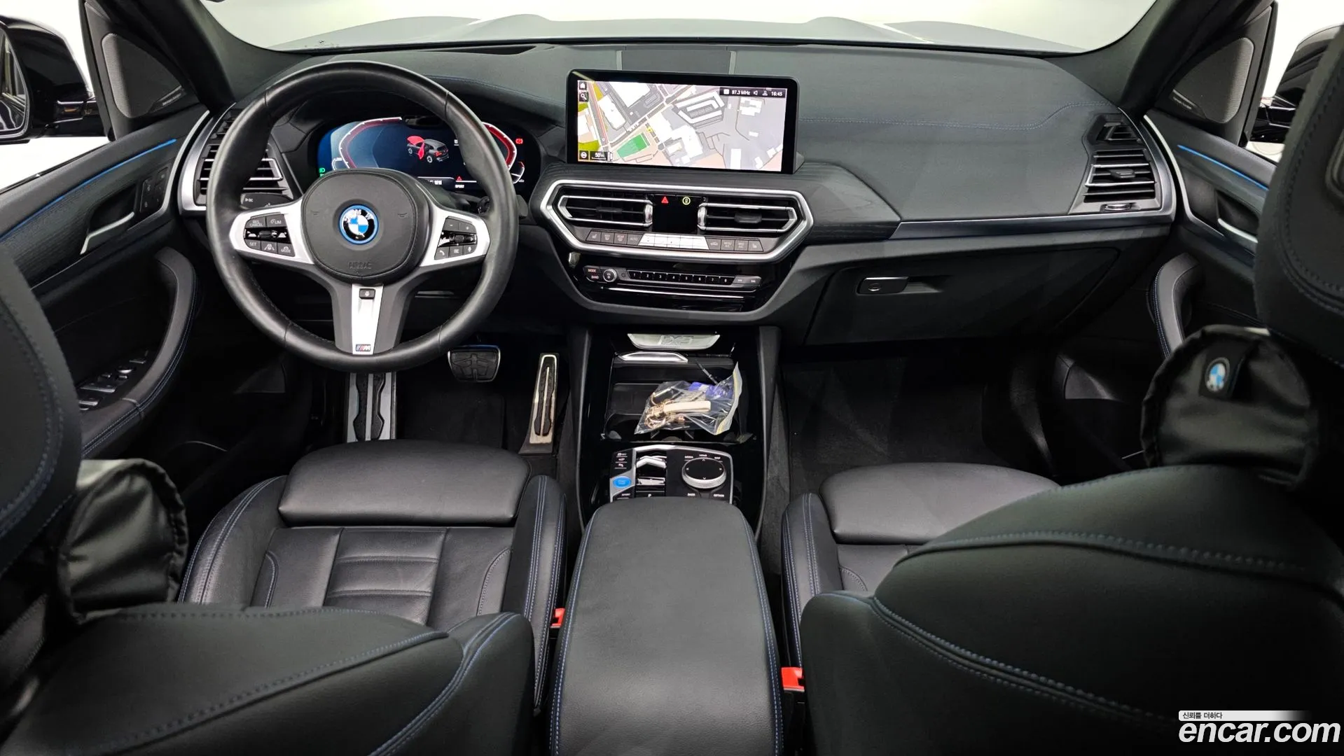 BMW iX3 2023 — фото 2