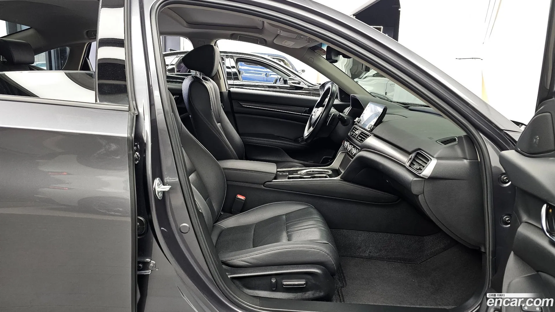 Honda Accord 2021 — фото 1