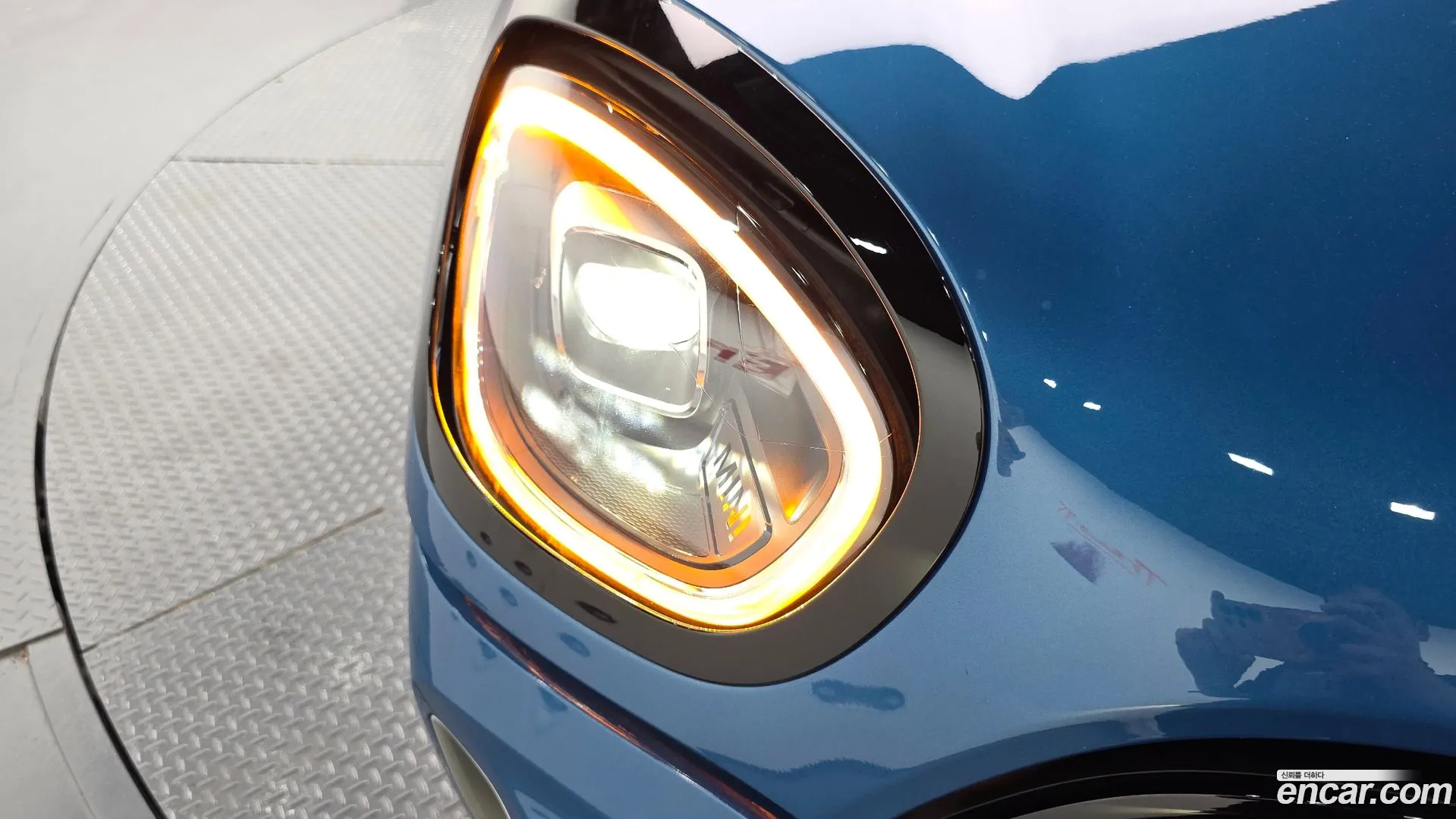 MINI Cooper S Countryman 2023 — фото 5