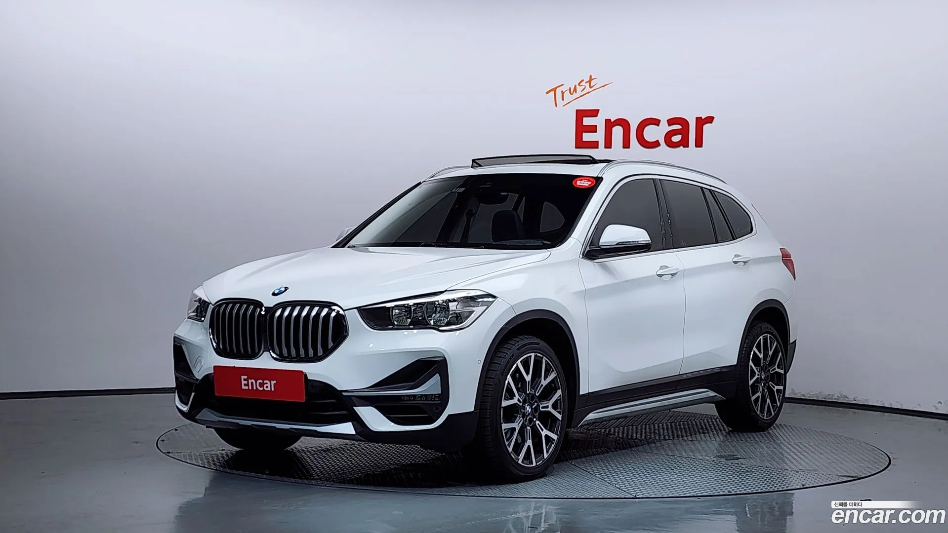 BMW X1 2022 — фото 1