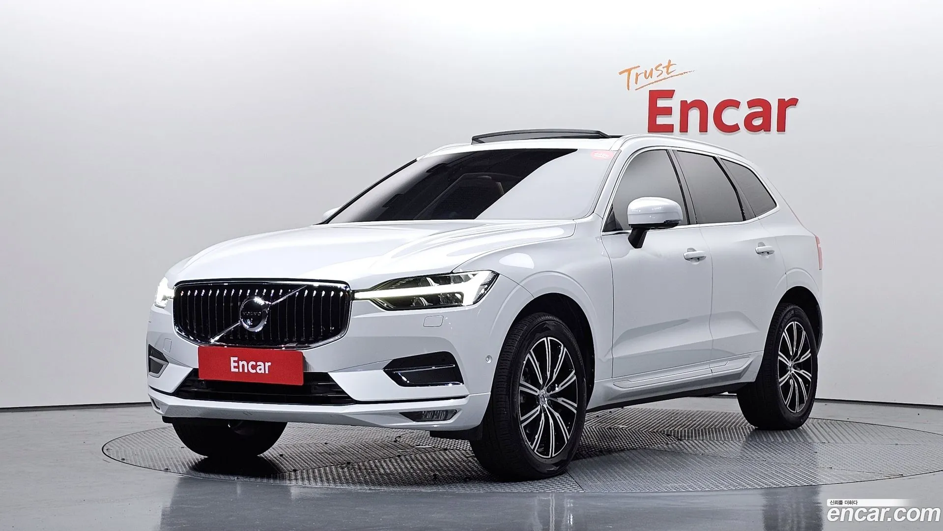 Volvo XC60 2021 — фото 2