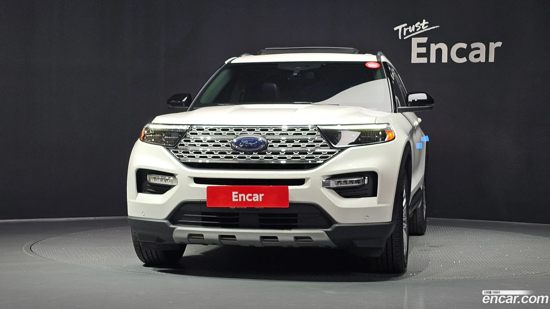 Ford Explorer 2021 — фото 4