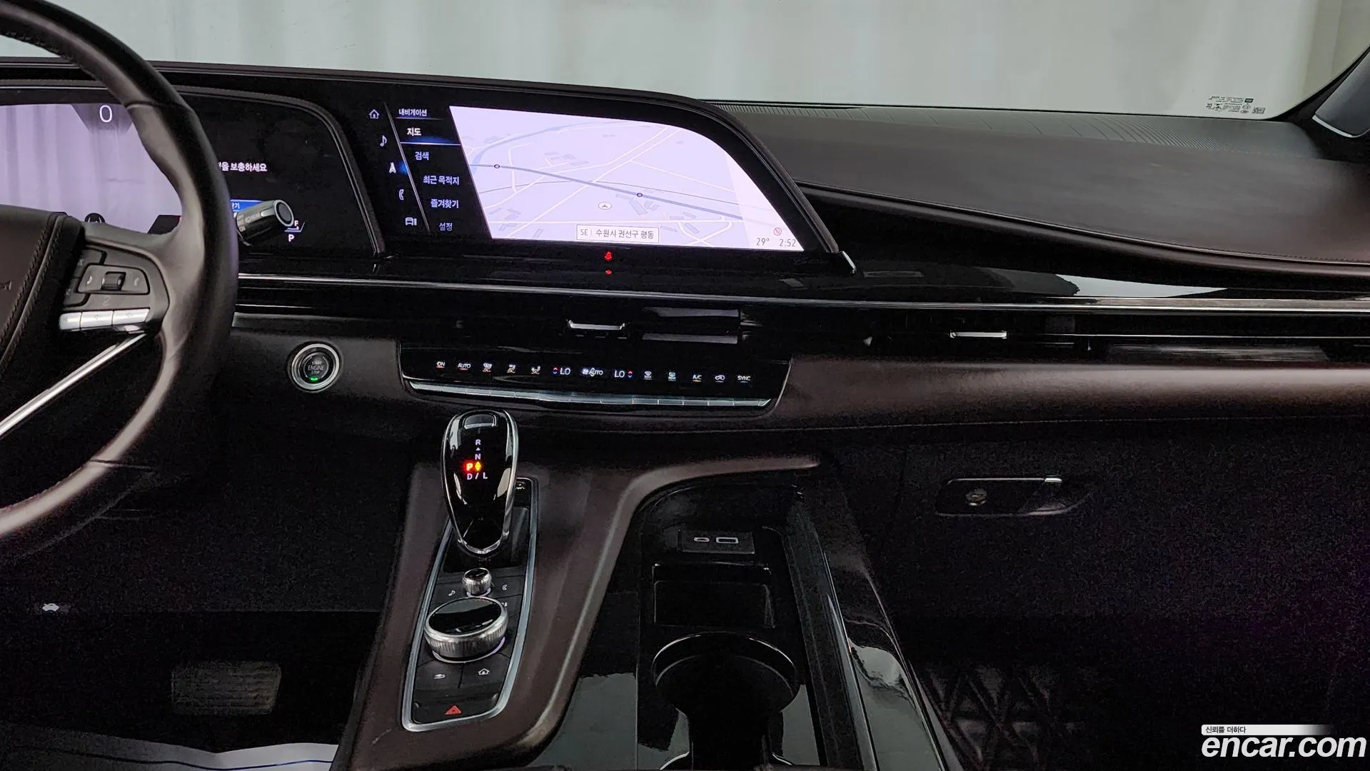 Cadillac Escalade 2022 — фото 1