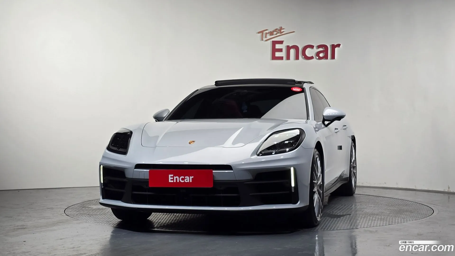 Porsche Panamera 2025 — фото 1