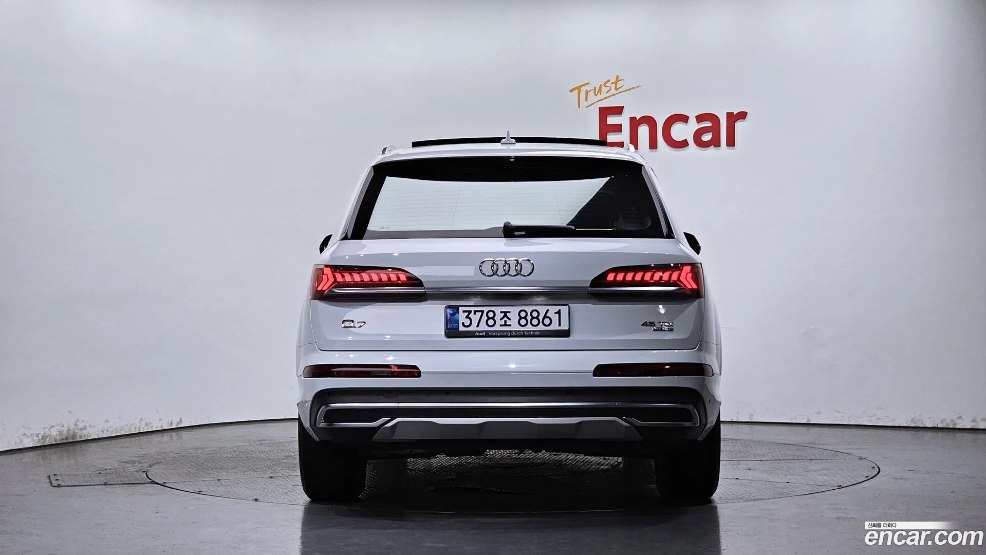 Audi Q7 2021 — фото 4