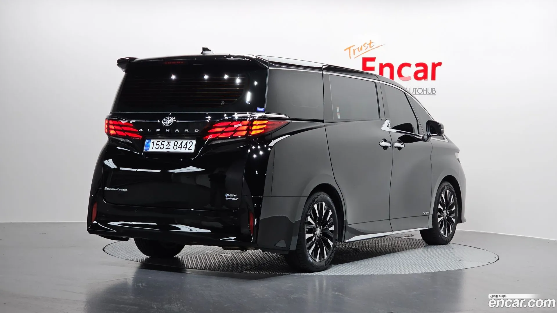 Toyota Alphard 2025 — фото 4