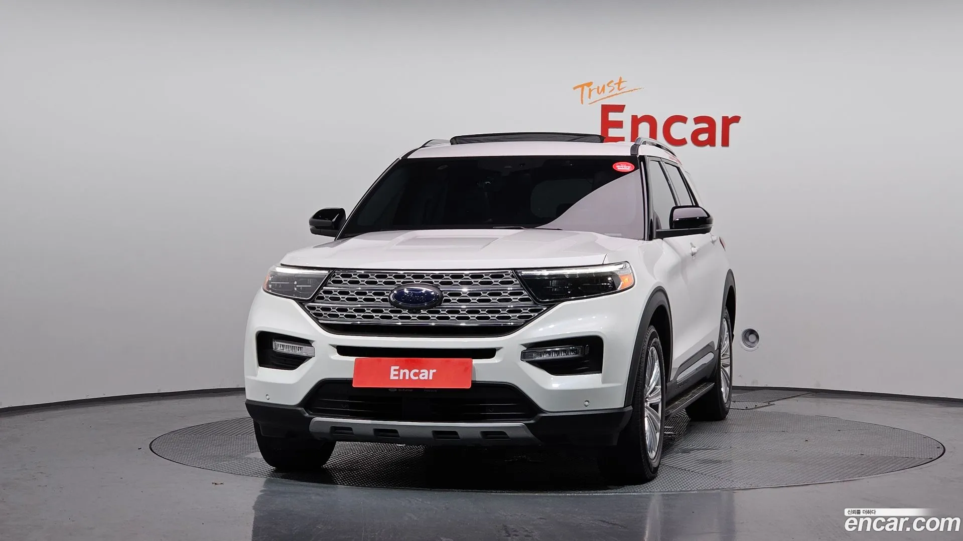 Ford Explorer 2021 — фото 3