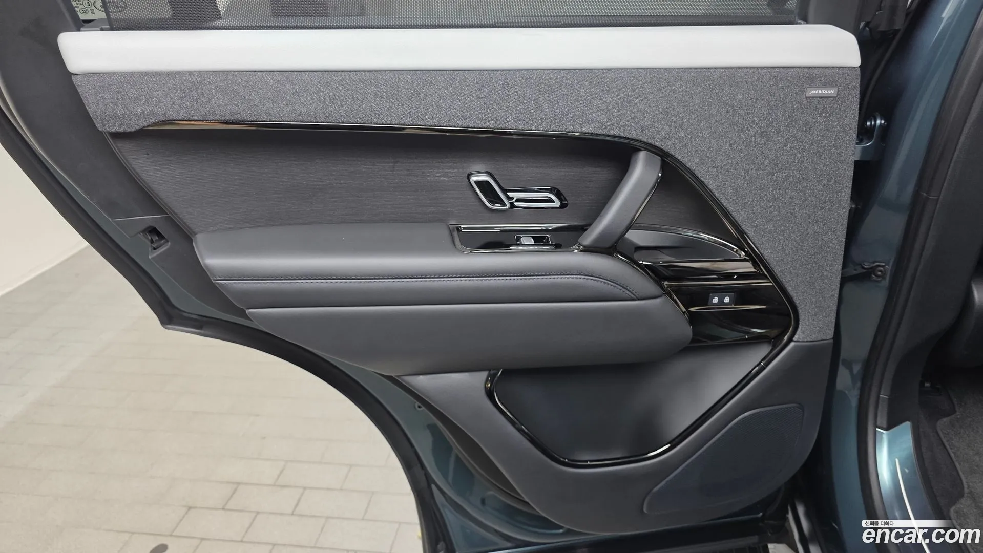 Land Rover Range Rover Sport 2023 — фото 2